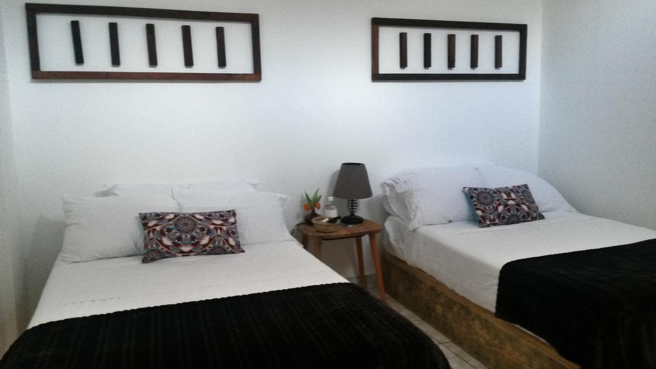Cinco Hotel B&B San Salvador Esterno foto