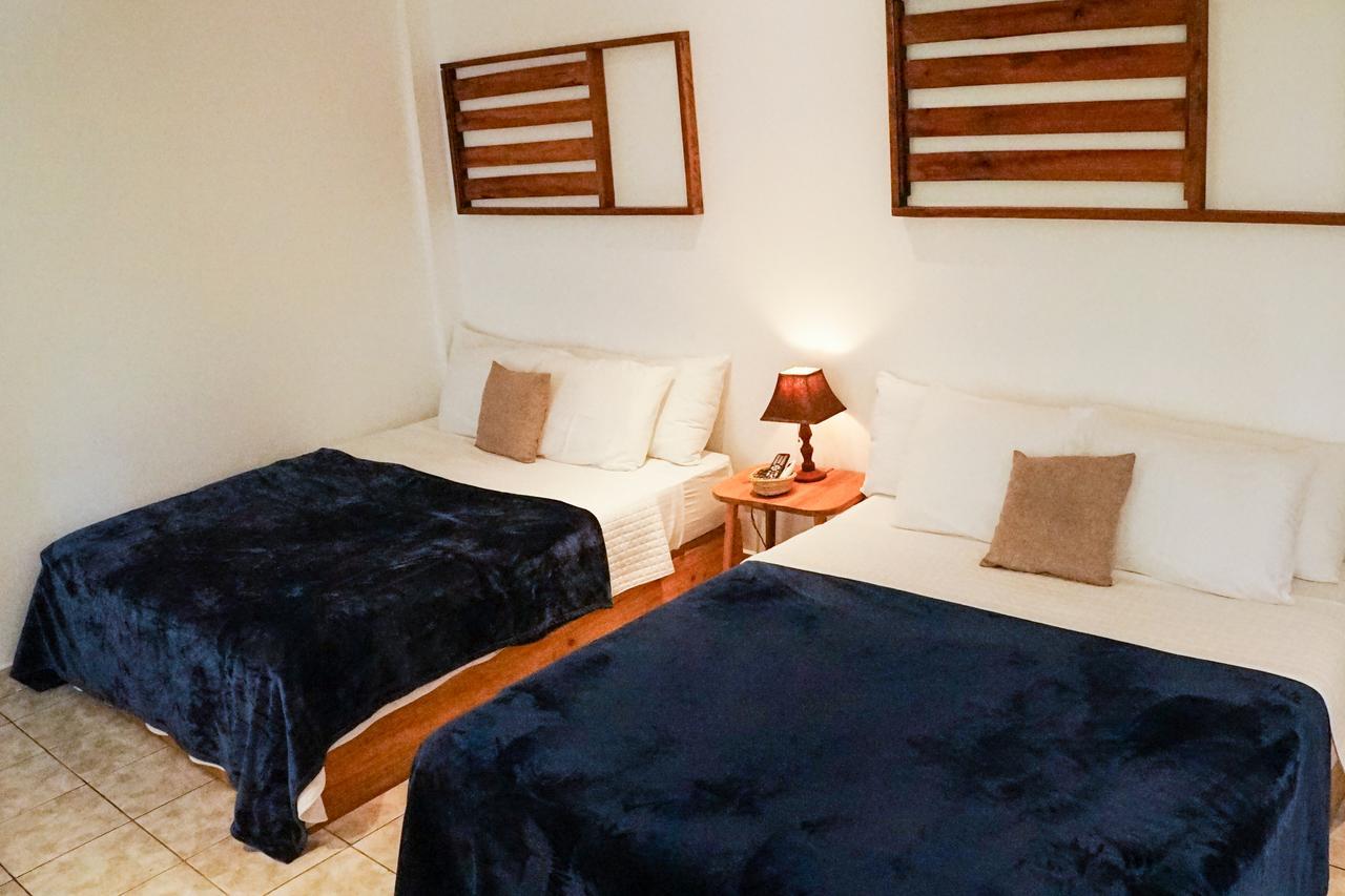 Cinco Hotel B&B San Salvador Esterno foto