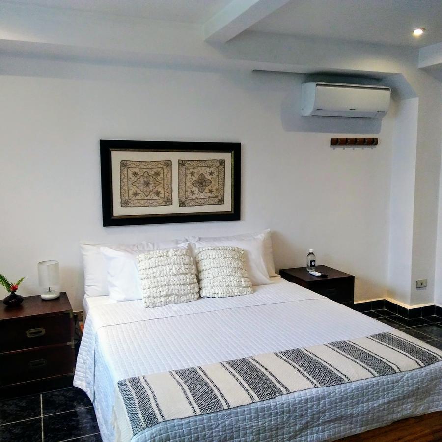 Cinco Hotel B&B San Salvador Esterno foto