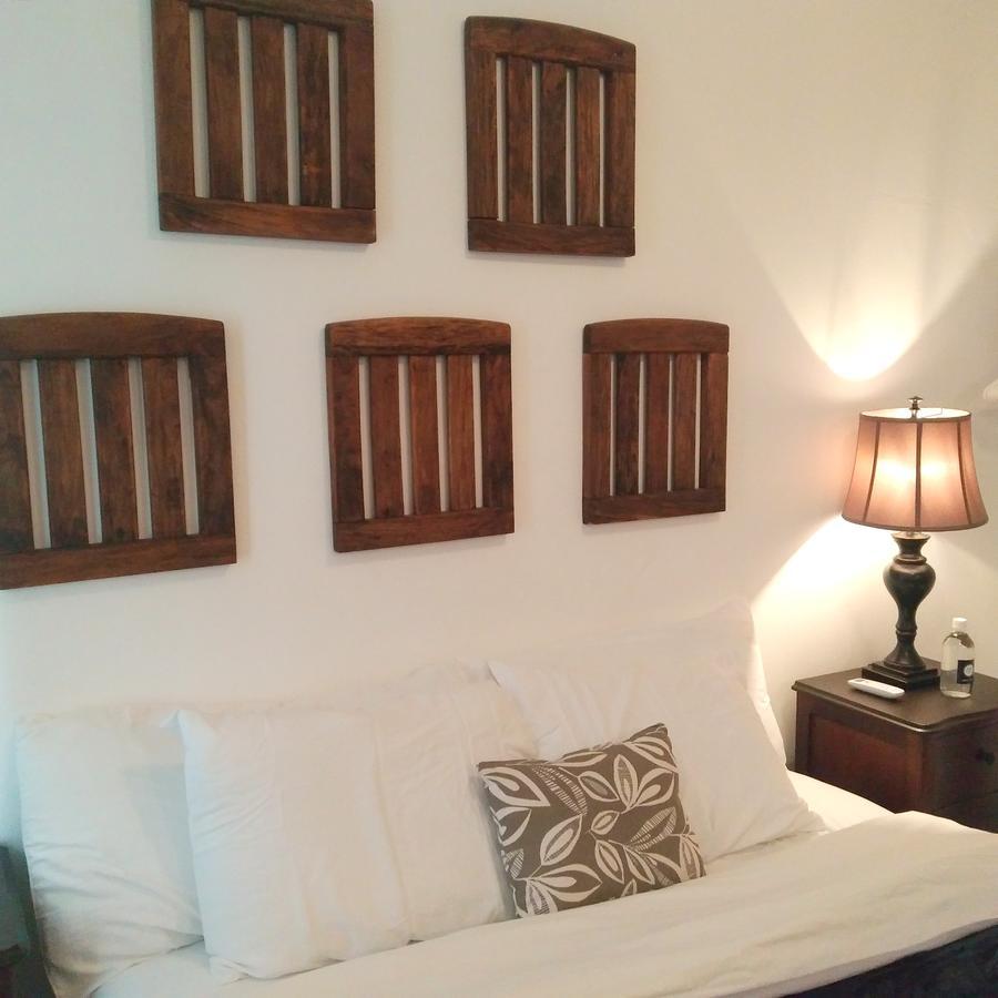 Cinco Hotel B&B San Salvador Esterno foto
