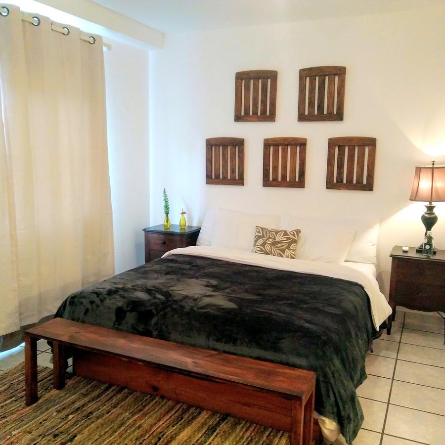 Cinco Hotel B&B San Salvador Esterno foto