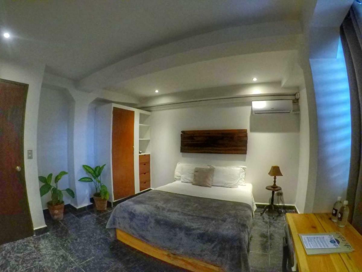 Cinco Hotel B&B San Salvador Esterno foto