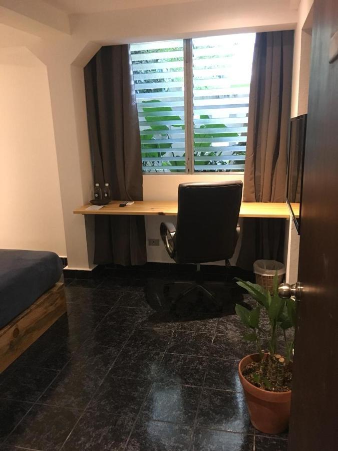Cinco Hotel B&B San Salvador Esterno foto